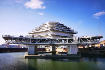 220216181145ybxew_360x240